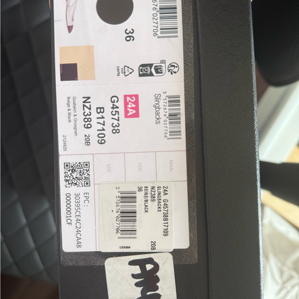 CHANEL Two-Tone Beige and Black Heels - Picture 12 of 12